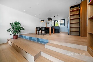 Kuchyňský kout / jídelna