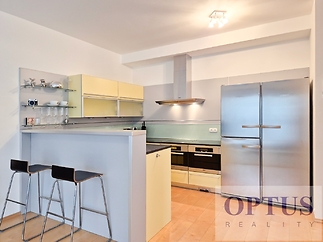 living-roomd-kitchen.jpg