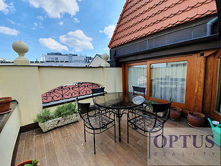 10-terrace.jpg