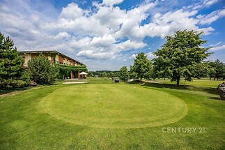 Nedaleký golfový areál Botanika