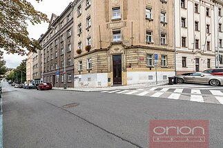 850_9676.jpg