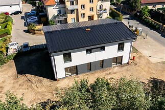 Pohled dron na dům JJZ