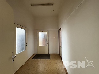 Kancelářská budova - Komárovské nábřeží Brno