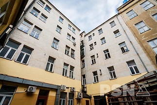 Kanceláře nedaleko centra a vlakového nádraží