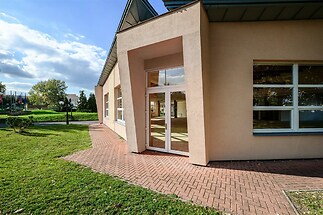 Rozsáhlý nebytový prostor se zázemím, zahradou a terasou v klidné části Chodova