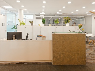Regus_Prague, IP Pavlova _Czech Republic_Centre 3697_Reception 1