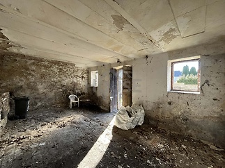 f408a30d-669c-46f5-bf35-db10455e637d