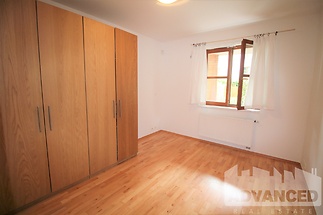 Bedroom 1 (2)