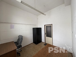 Kancelářská budova - Komárovské nábřeží Brno