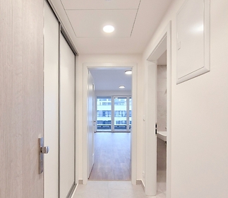 entrance-hallwaya.jpg