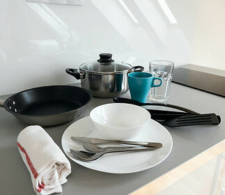 set-of-dishes.jpg
