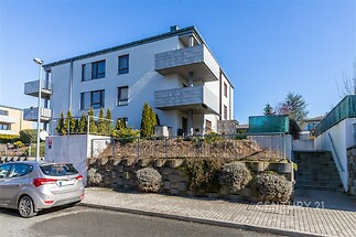 Parkování rovněž na ulici