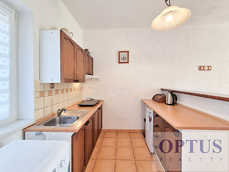 roomf-kitchenette.jpg