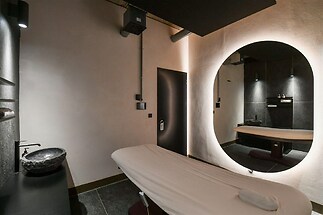 Komerční prostory s terasou o celkové ploše 95,8 m² ve 3. podlaží budovy