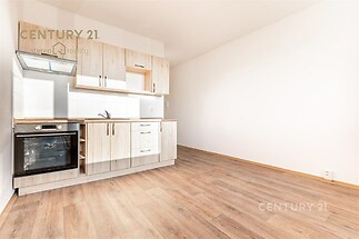 Kuchyň s obývacím pokojem