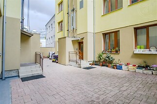 Vnitroblok pohled 1