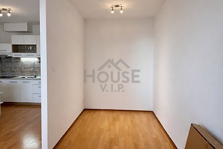 0E4BDE09-6BE2-40C4-A572-44BC34096C80