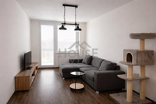 5410C94D-6186-4CDF-B7B5-8CDBE842BBA7