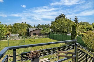 zahrada patřící k bytu 3+kk, Uhříněves