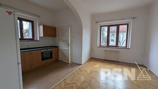 Útulný byt v domě se zahradou