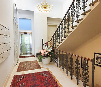 house-common-staircase-ground-floor.jpg