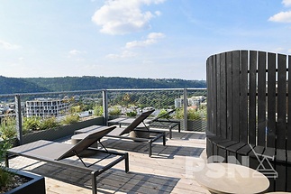 Moderní loft 2+kk s balkonem ve Vanguard Prague