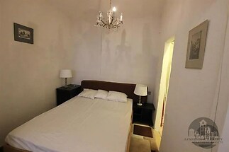 pokoj / ložnice s pozoruhodný lustr