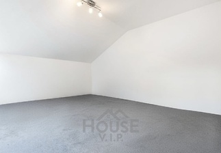 55cd6254-54c5-4d1c-9b27-1736c6f45d9e