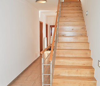 staircase1.jpg