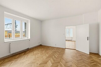 Prostorný byt 2+1 s předzahrádkou