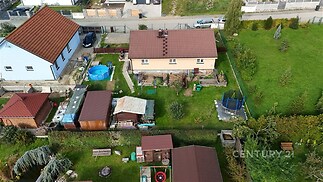 Pohled na dům dronem z JV