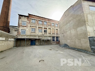 Komerční hala - Komárovské nábřeží Brno