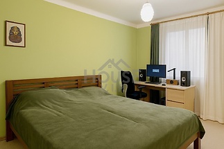 9d550ecb-5428-440e-8441-a3a567be63e1