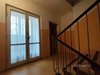 vstup do lodžie/komory