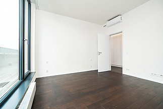 D8E_8785.jpg