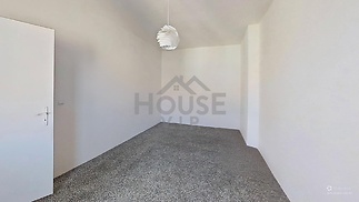 326-Edvarda-Benese-Bedroom-Defurnished 2