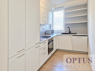 209-kitchen.jpg