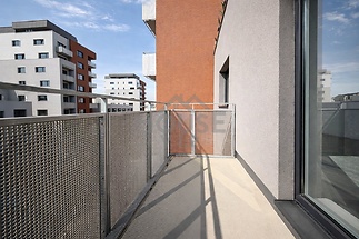 1353FB9D-BA93-4A34-BB1C-982CC73E14D1