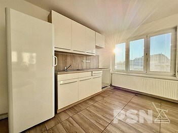 Pronájem nebytového prostoru 93,7 m2