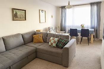 41a7bde5-b8db-46c3-aa7b-90ea26b2945e