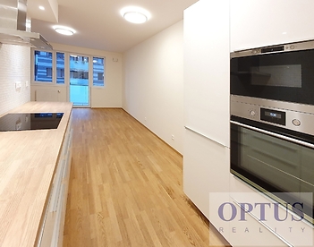 207-kitchenetteb.jpg