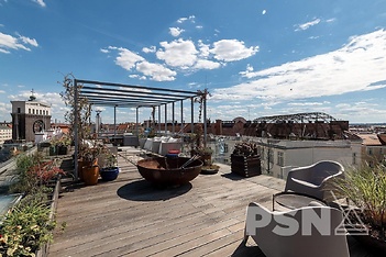 Mezonetový byt se střesní terasou