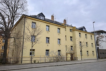 8730E168-7905-46EE-B0DB-6D6643D651D9