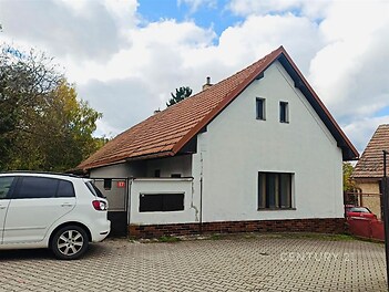 dům