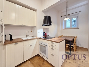kitchend.jpg