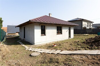 Rozestavěný dům v Padochově.