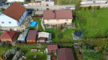 Pohled na dům dronem z JV