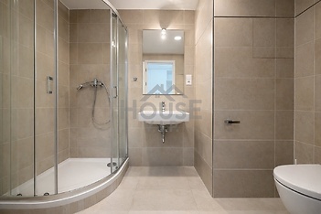 A9CD8720-0D2B-4809-A76A-45B532104566