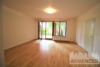 Living room (2)