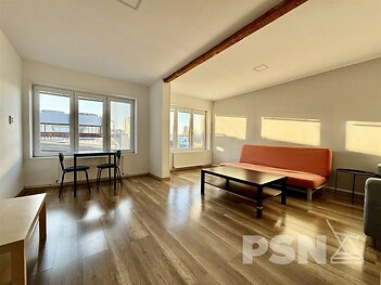 Pronájem nebytového prostoru 57,2 m2